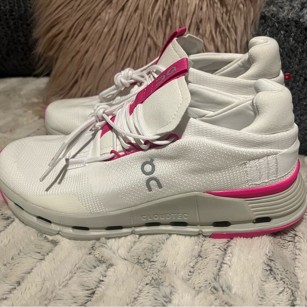 On CloudNova Pink and White Hard to Find Men’s 8.5 Womens 10
